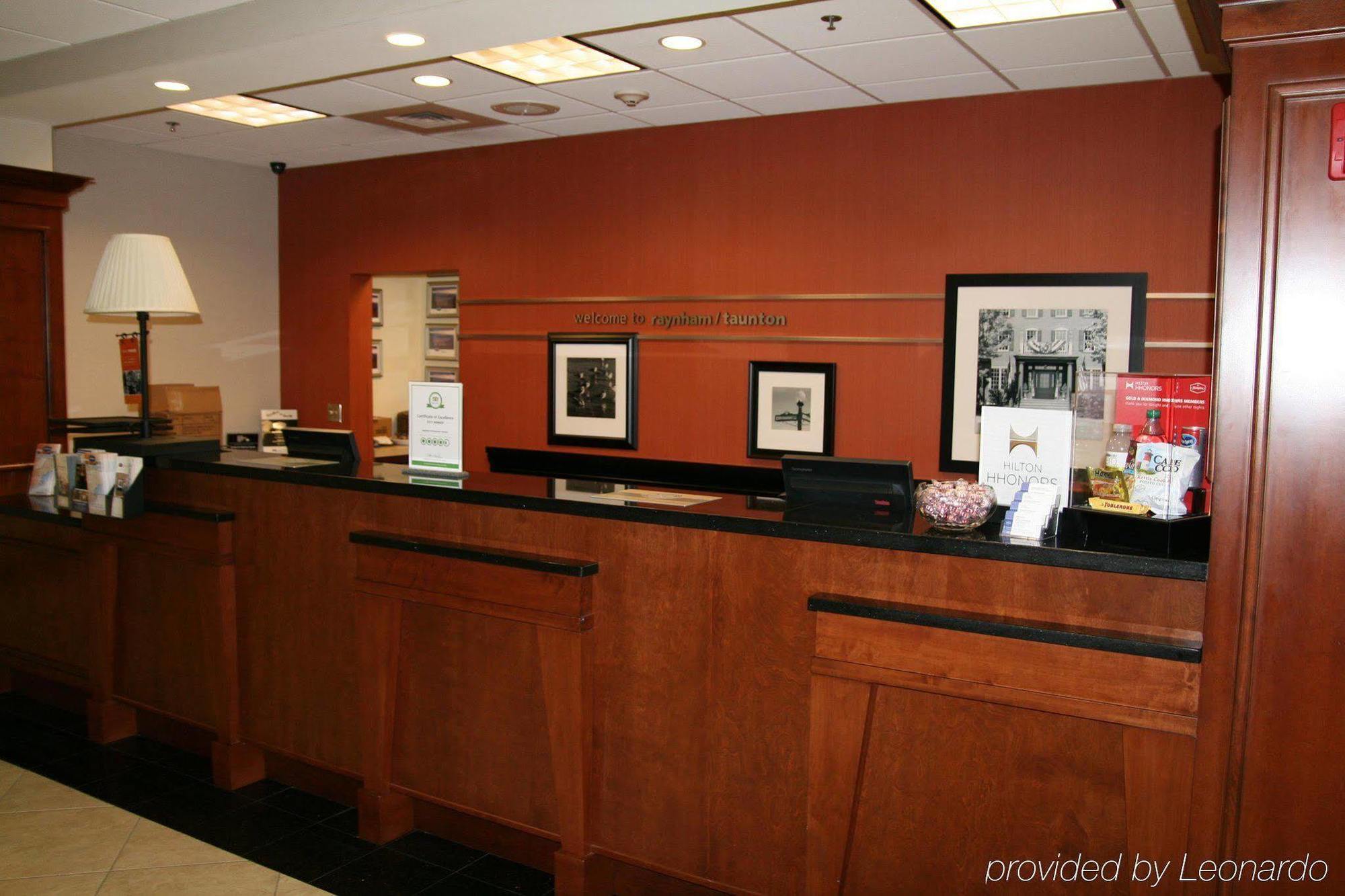 Hampton Inn Raynham-Taunton Exterior photo
